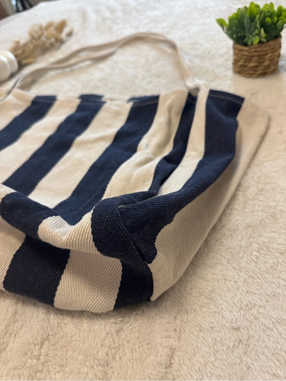 New Navy Blue Striped Canvas Tote Shoulder Bag